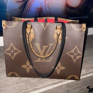 Louis Vuitton ON-THE-GO MM in the iconic monogram style.